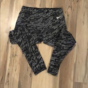 Nike leggings